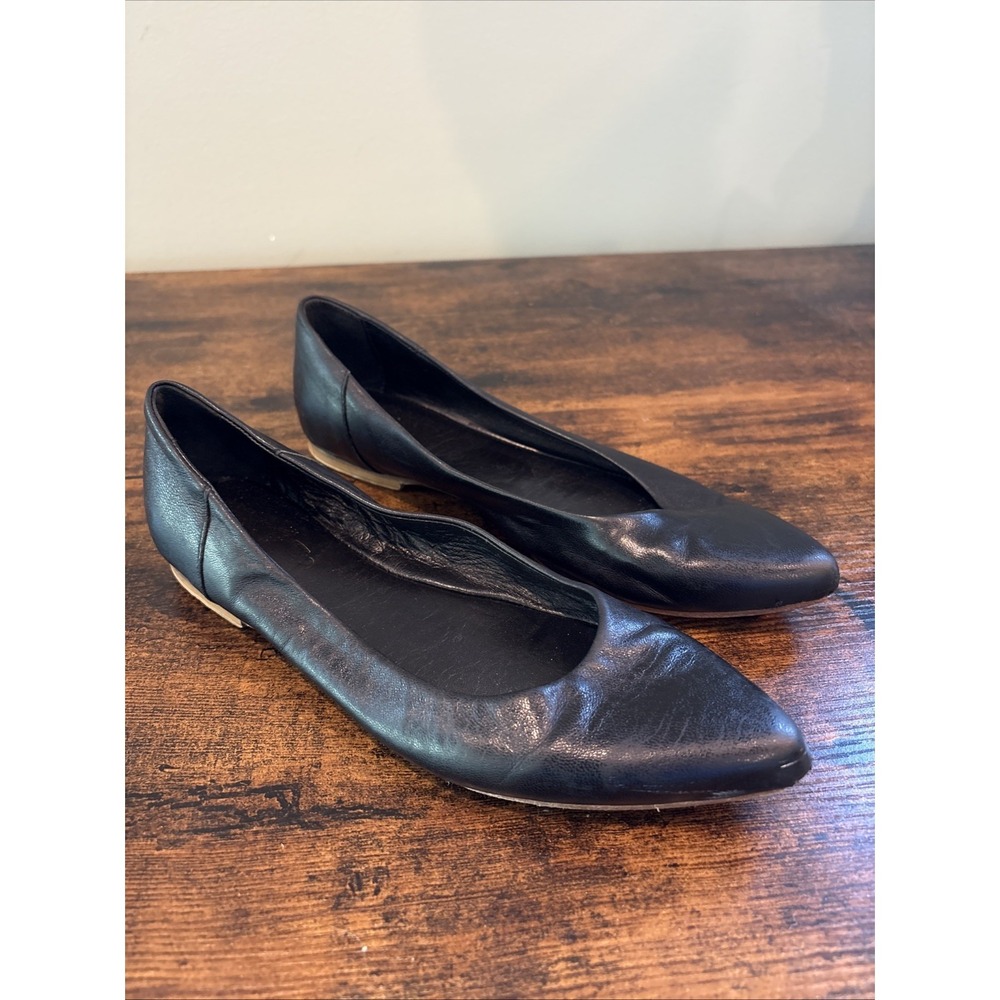 Coach and Four Juliette Flats Women Size 7 Black Leather Classic Pointy